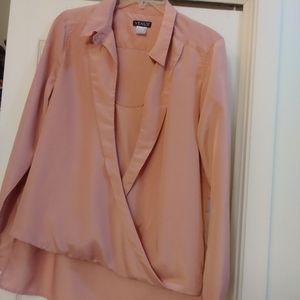 Super cute peach blouse!